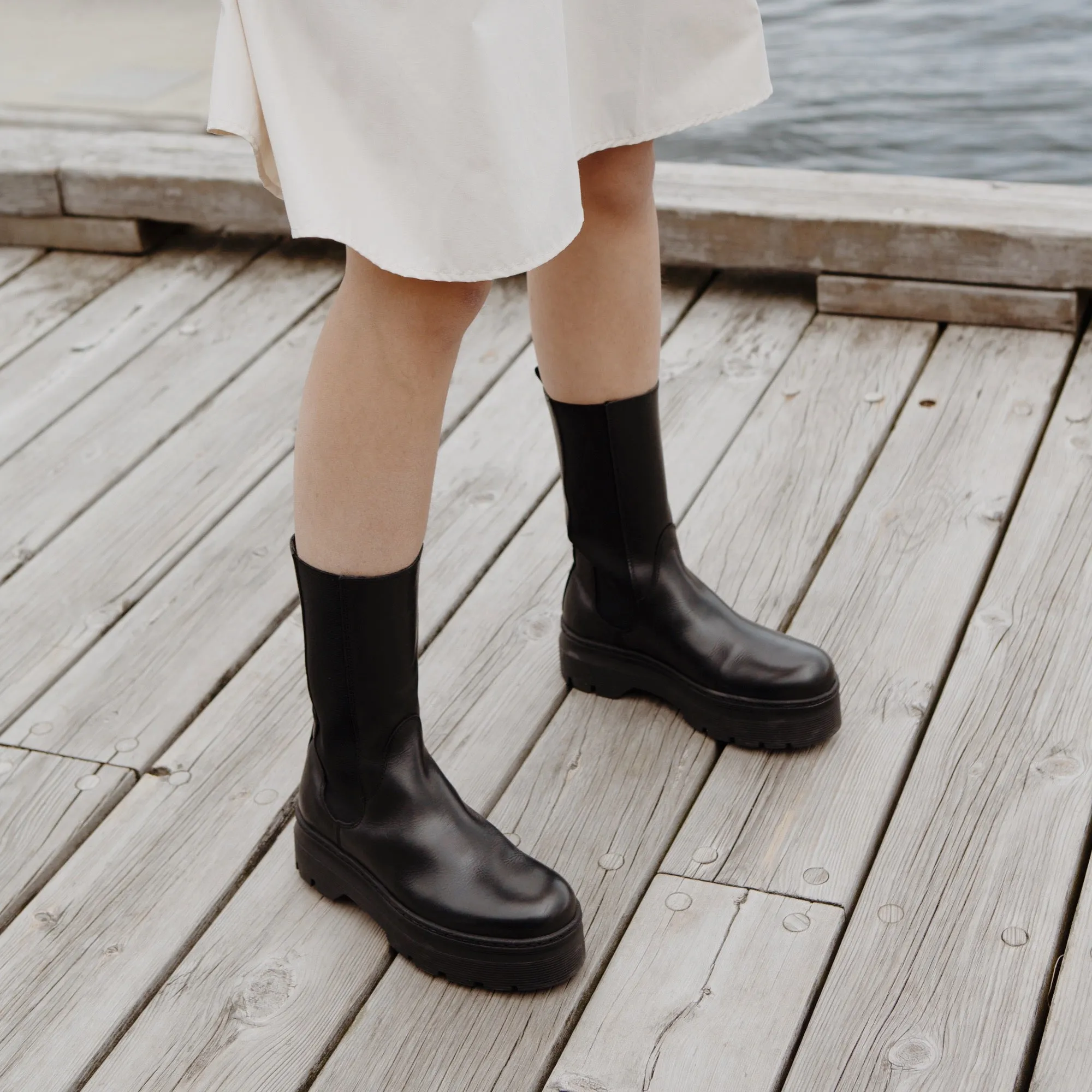 Aya Boots - Black Leather