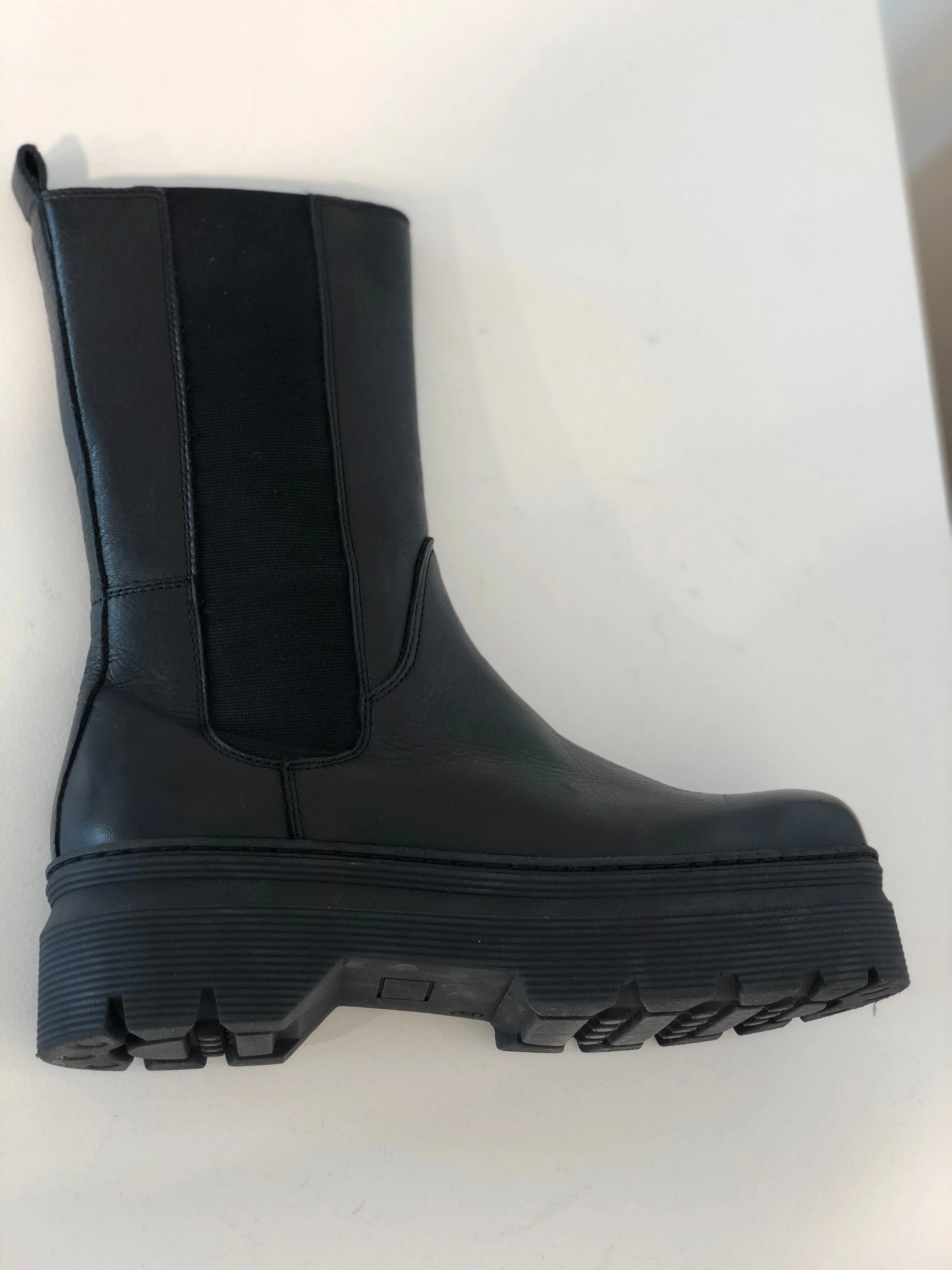 Aya Boots - Black Leather