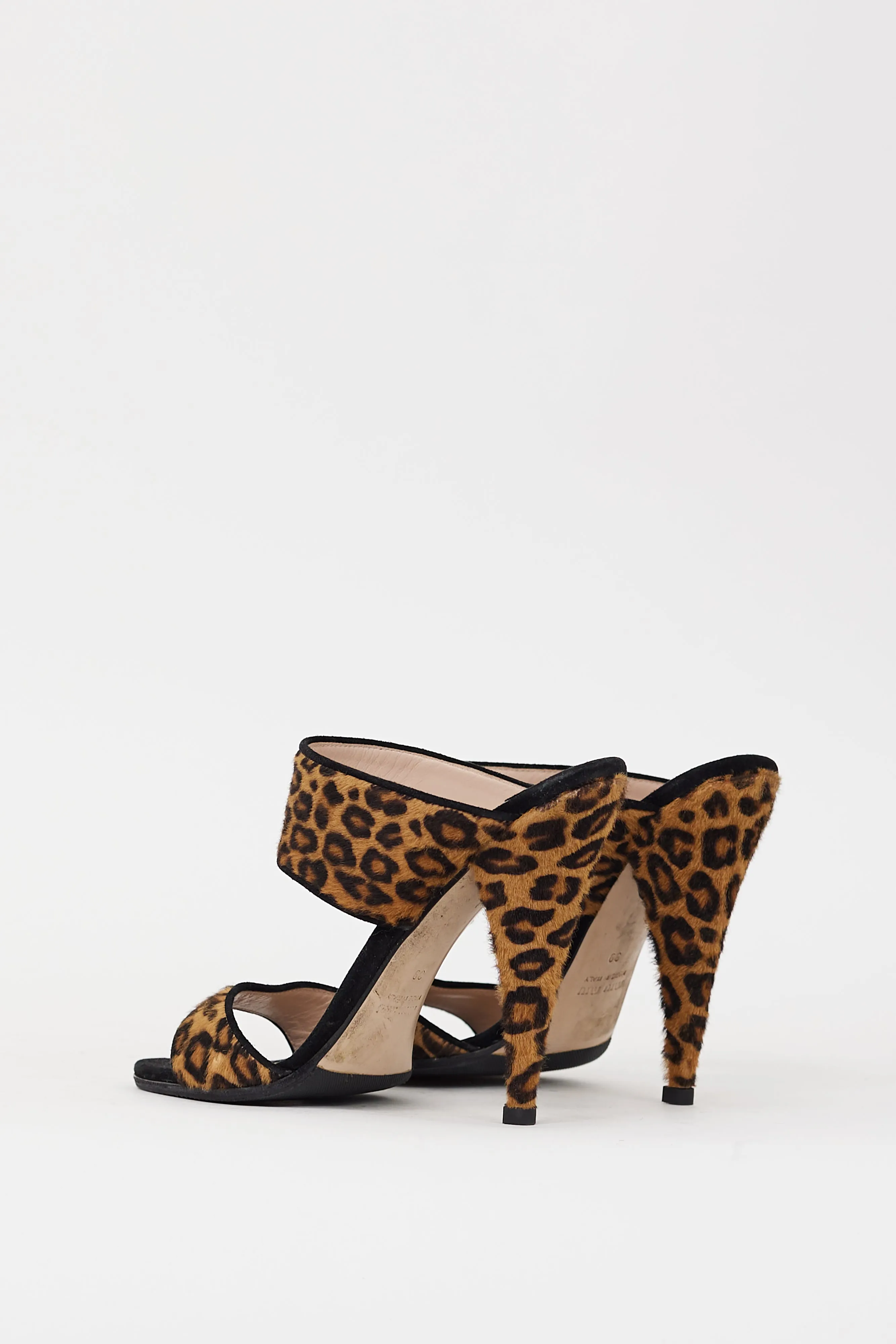 Black & Brown Textured Hair Heel