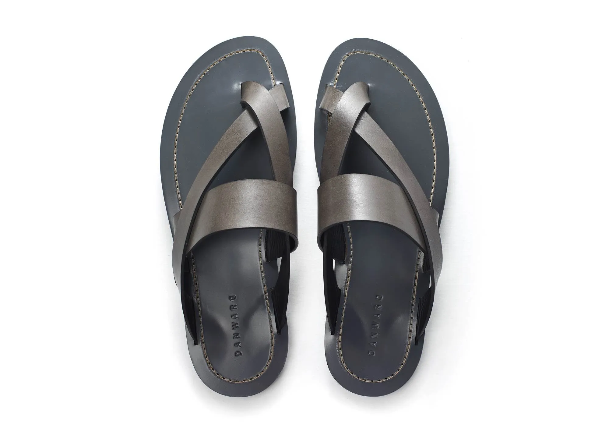 ELEGANT LEATHER CROSS TOE SLIDE WITH BICOLOR TPU SOLELEGANT LEATHER CROSS TOE SLIDE WITH BICOLORED TPU SOL