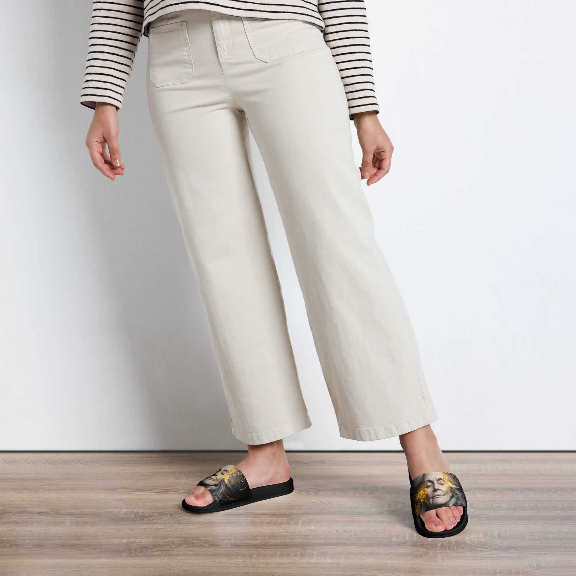Majestic Aura Women's slides