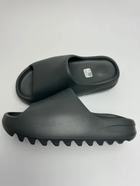 Yeezy Slide "Slate Grey"