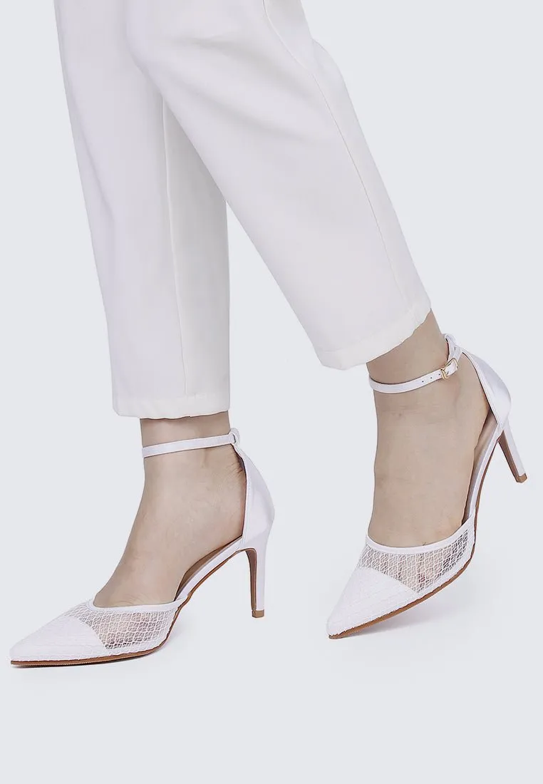 Zuri Comfy Heels In Off White